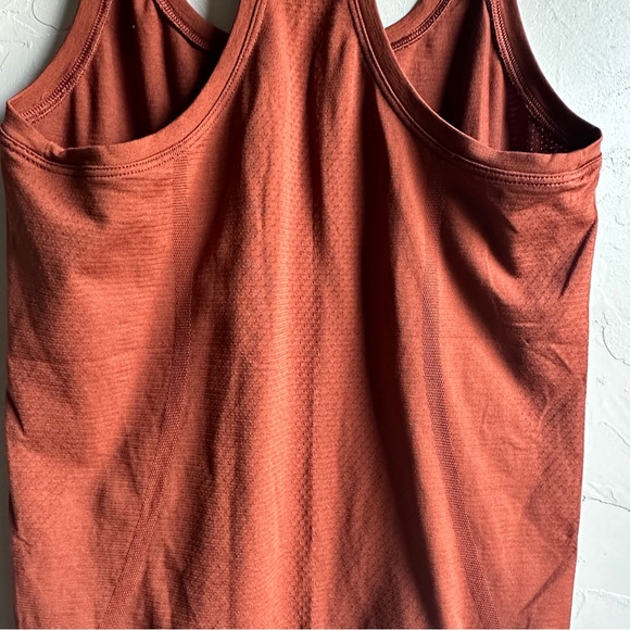 Lululemon Swiftly Tech Racerback 2.0 Dark Terracotta? Size 4 - Picture 5 of 11